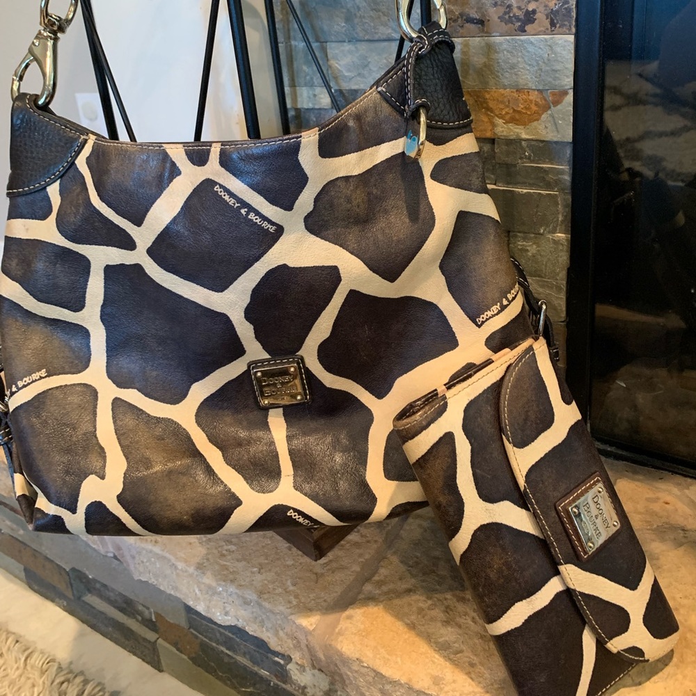 Dooney & Bourke purse and wallet bundle